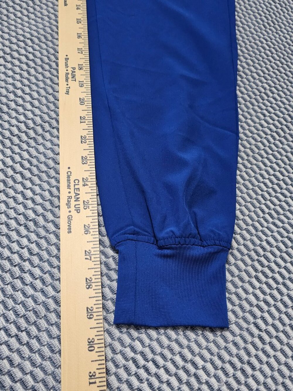 Uniforms World Women's Royal Blue Scrub Set Anti-Wrinkle - Size Medium NEW - Picture 8 of 8